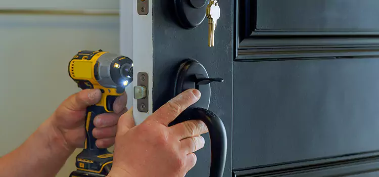 Commercial Door Lock Installation North Royalton